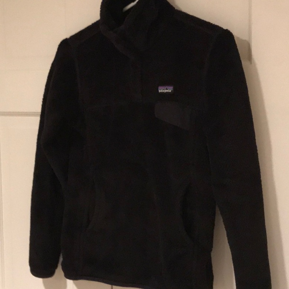 Patagonia black half zip fleece pullover